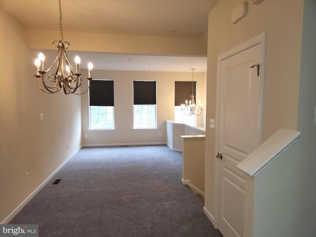 Building Photo - 23074 Foxglove Way