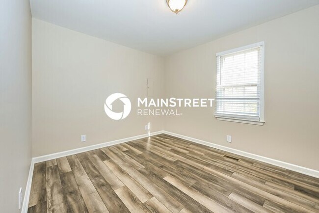 Building Photo - 3 Bedroom Pet-Friendly Home in MOUNT JULIE...