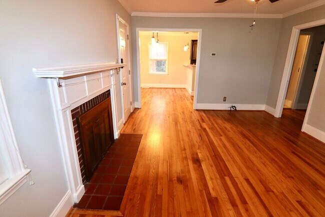 Building Photo - Rock Hill!  Beautiful home available!