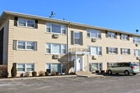 Building Photo - 5029 N East River Rd