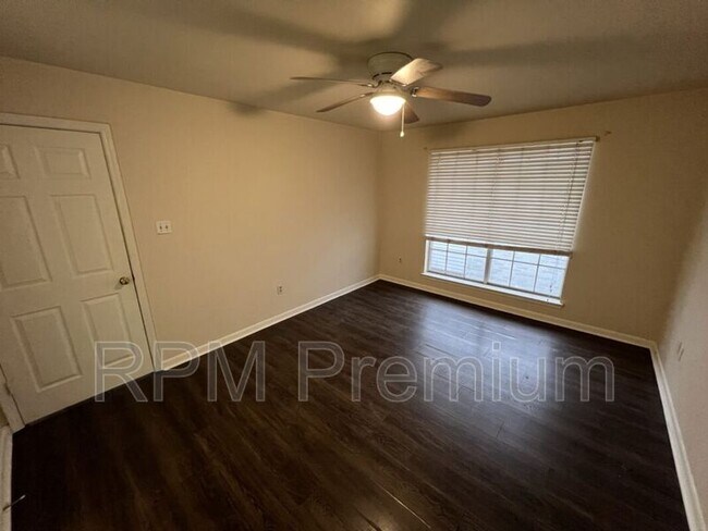 Building Photo - 5268 S Brightside View Dr