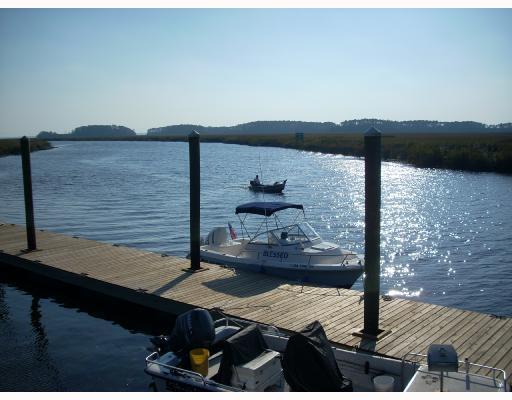 Building Photo - GATED COMMUNITY - HOOVER CREEK PLANTATION
