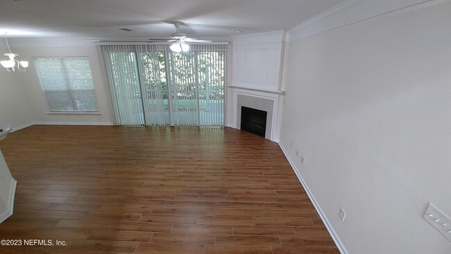 Building Photo - 11073 Castlemain Cir E