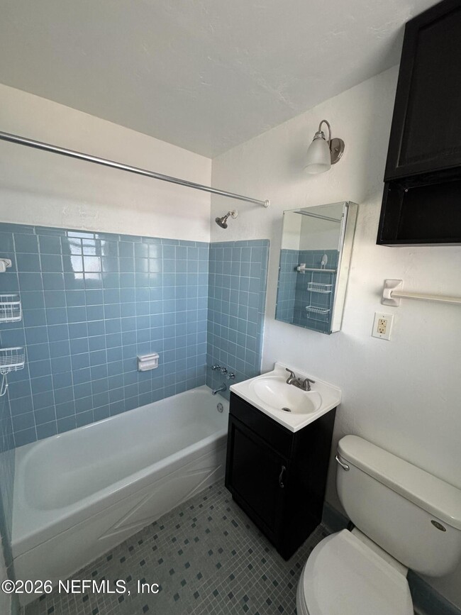 Building Photo - 916 Childrens Way