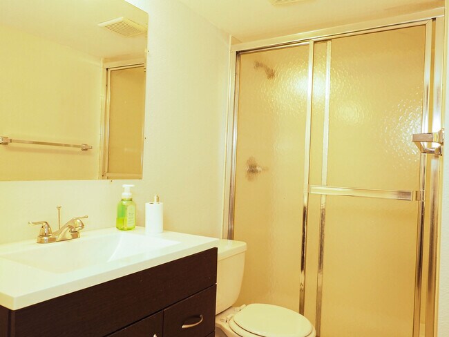 Building Photo - 4193 S Fraser Way