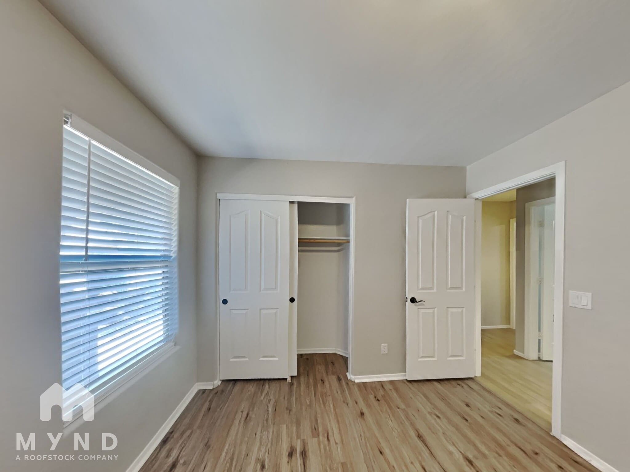 Building Photo - 43722 Bedford Dr