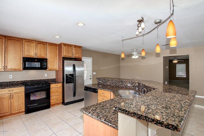 Building Photo - 12228 N 64th St