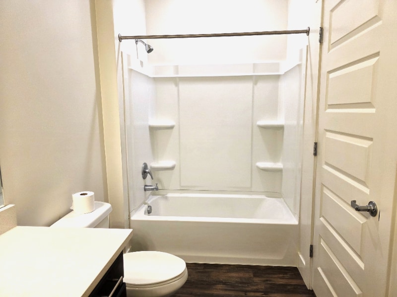 Building Photo - 196 W Vine St