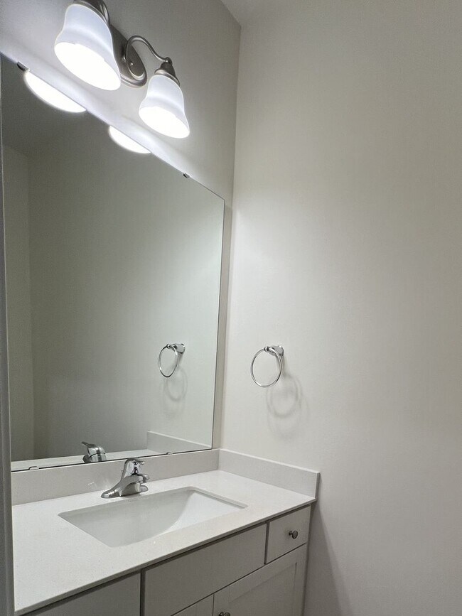Building Photo - Brand New 3 Bedroom Townhome Available NOW...