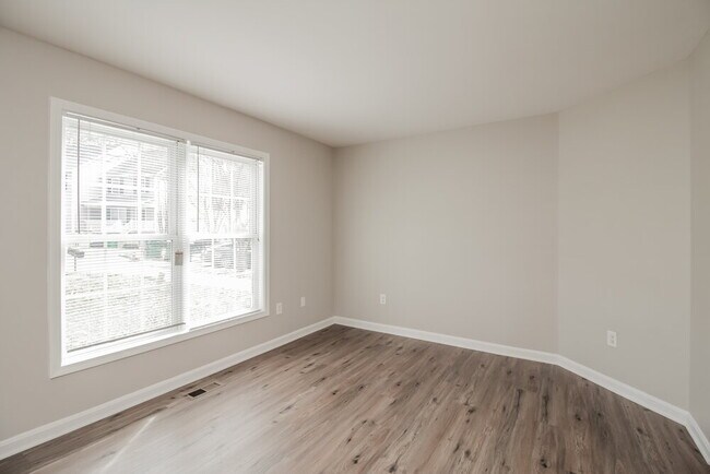 Building Photo - 6803 Campbell Burn Ct