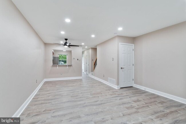 Building Photo - 4520 Rosemarie Dr