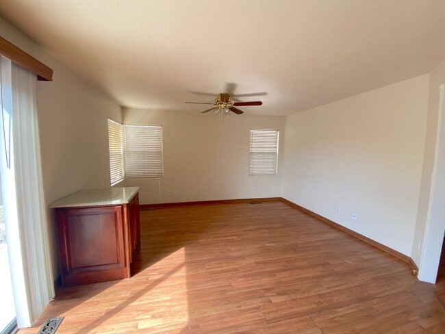 Building Photo - Sparks Two-story House - 4 Bedrooms (Reed ...
