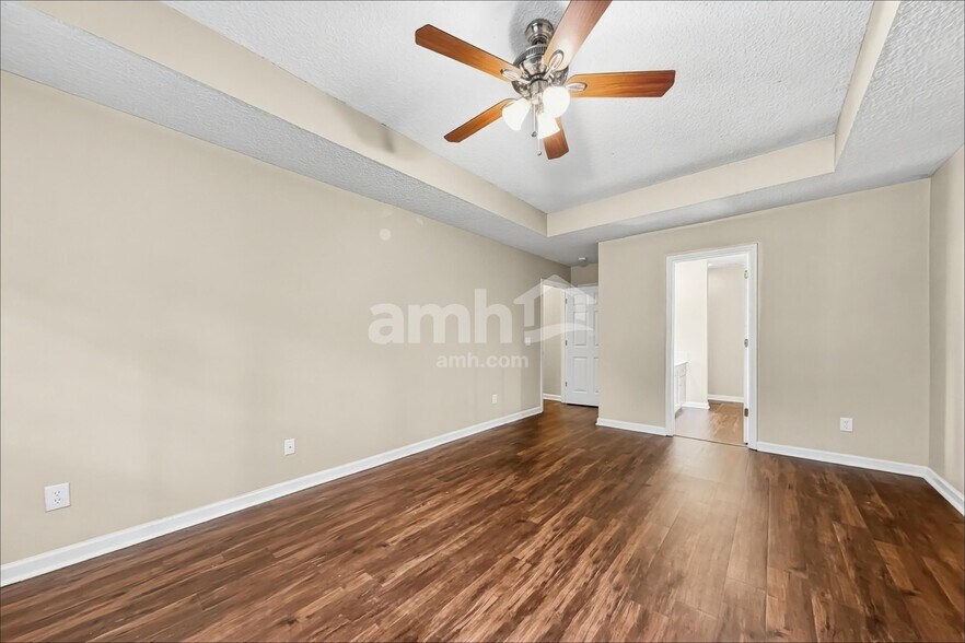 Building Photo - 175 Huger St