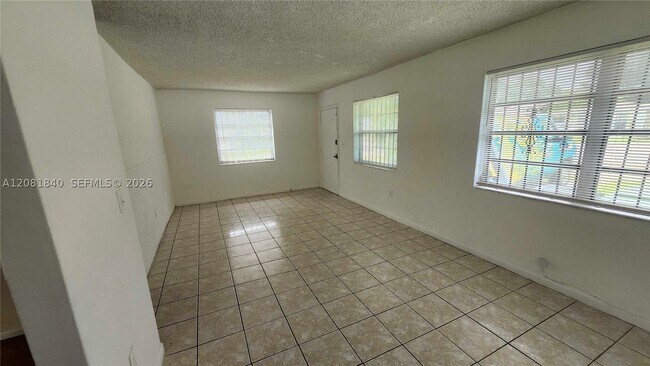 Building Photo - 15813 NW 38th Pl