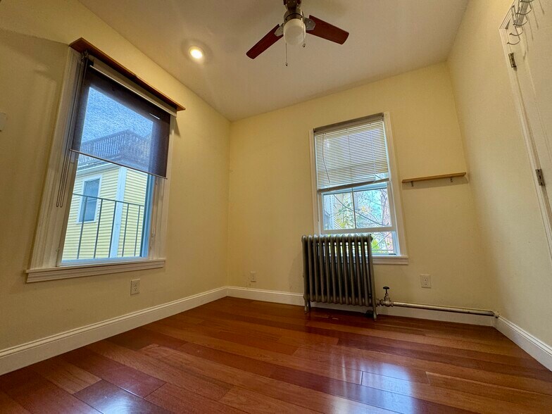 Building Photo - 91 Hancock St