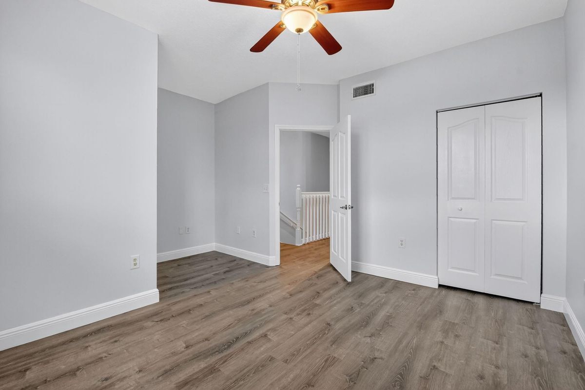 Building Photo - 2032 Alta Meadows Ln