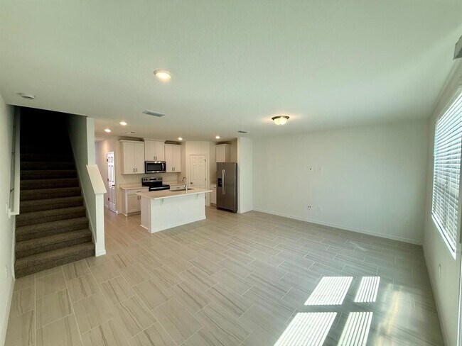 Building Photo - 16349 Bird of Paradise Ave