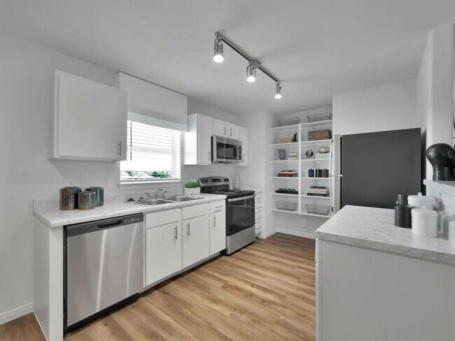 Building Photo - 20235 Kieth Harrow Blvd