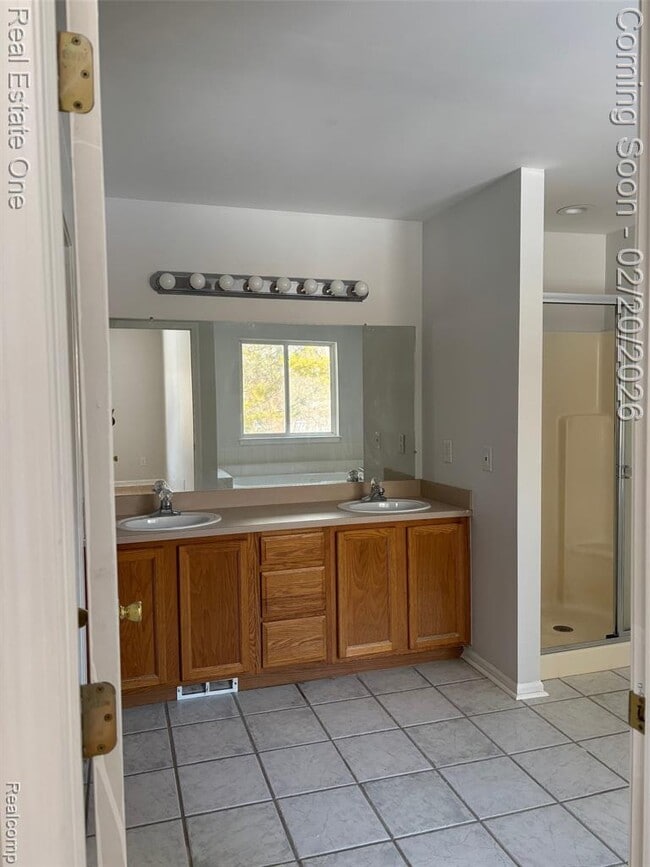 Building Photo - 2663 Parasol Dr