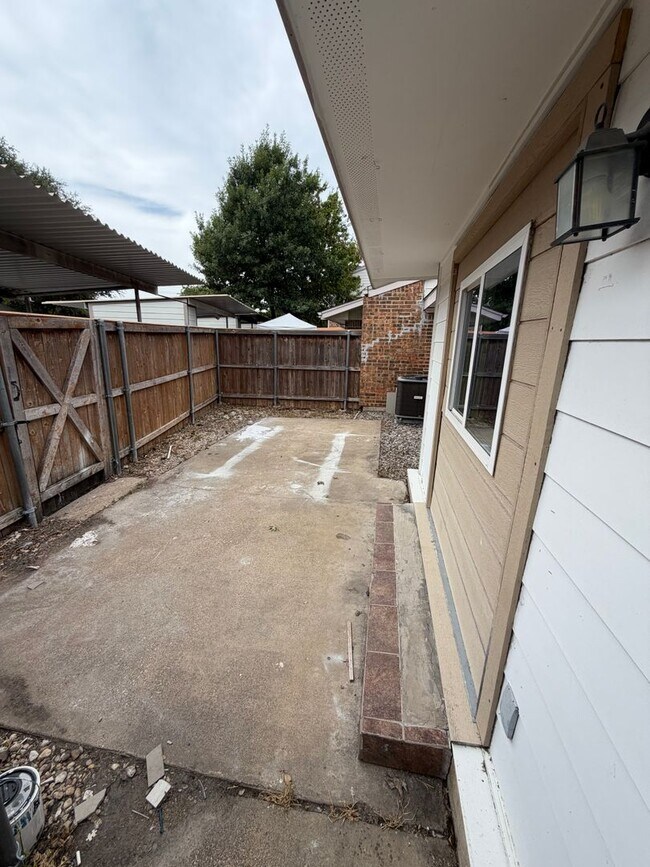 Building Photo - 13610 Brookgreen Dr