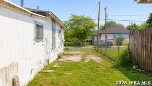 Building Photo - 215 S Brazos St