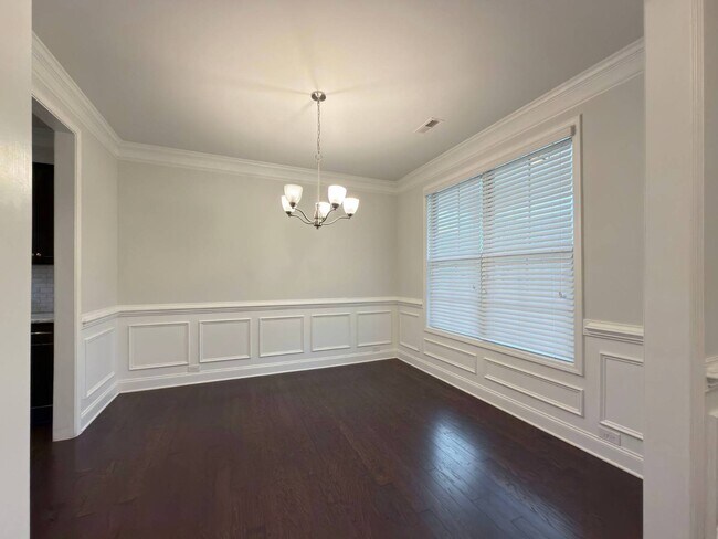 Building Photo - 7336 Birchshire Dr