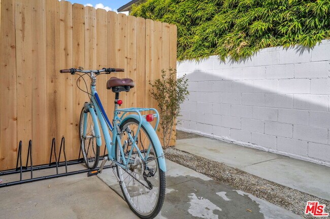 Building Photo - 2845 Marsh St