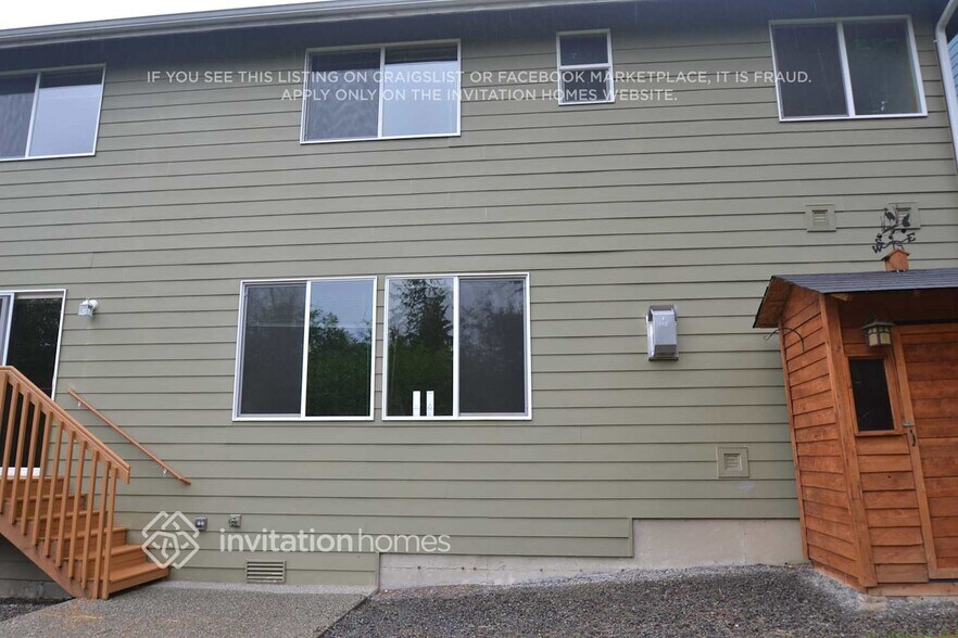 Building Photo - 2729 74th Dr NE