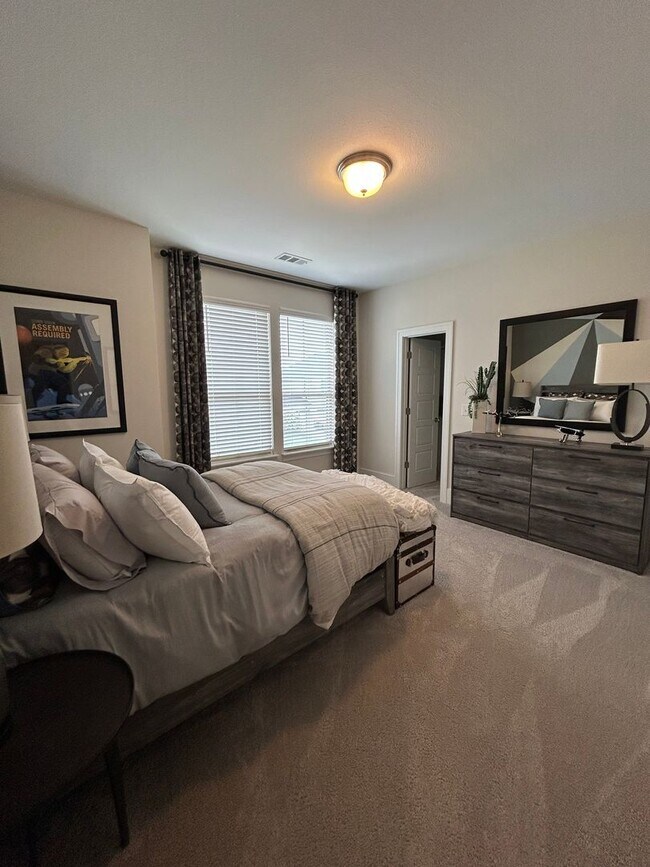 Building Photo - COMING SOON! Fully Furnished Stylish 4-Bed...