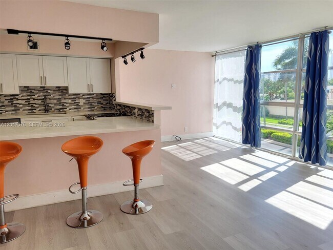 Building Photo - 501 Three Islands Boulevard