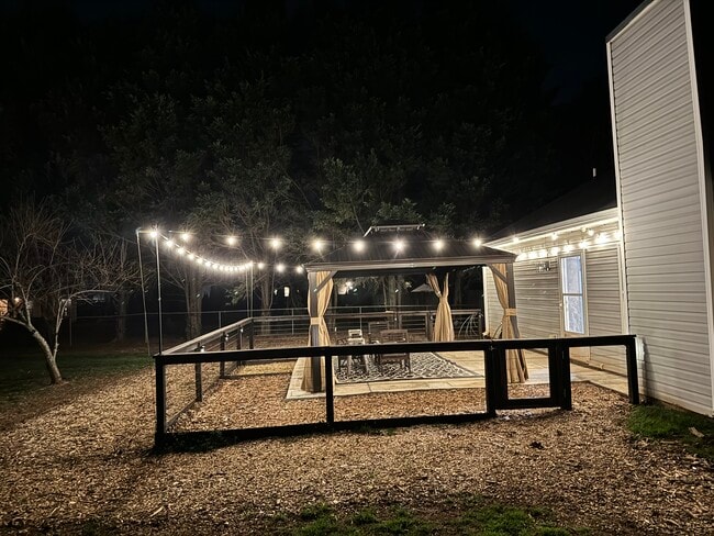 Building Photo - 486 Hammond Rd