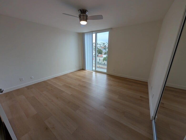 Building Photo - 3900 1st St