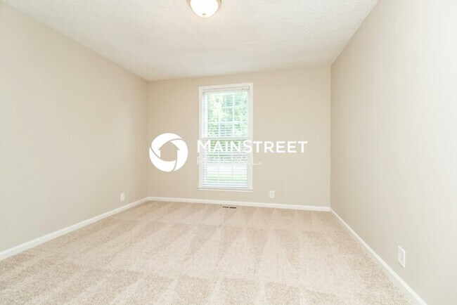 Building Photo - 3 Bedroom Pet-Friendly Home in Smyrna, TN ...