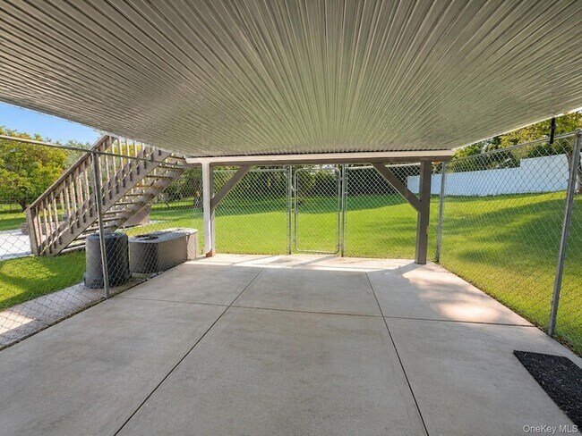 Building Photo - 12 Dundee Cir