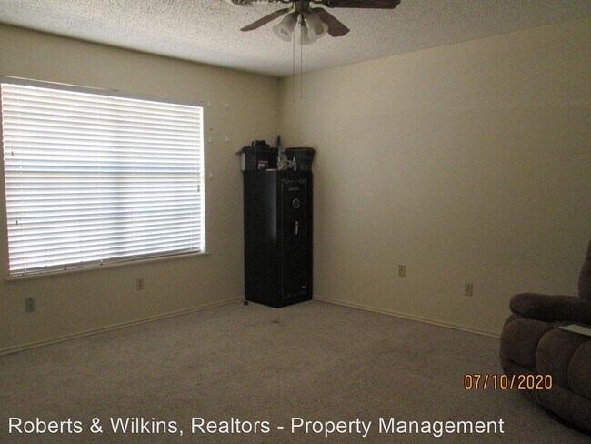Building Photo - 2 br, 1.5 bath House - 2802 Edgemere Drive