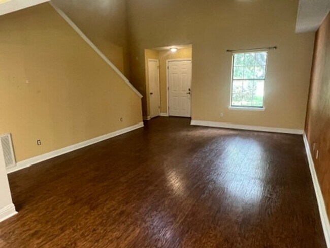 Building Photo - 138 Timber Ridge Dr
