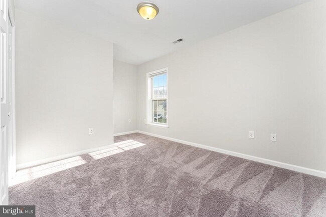 Building Photo - 46 Glacier Way