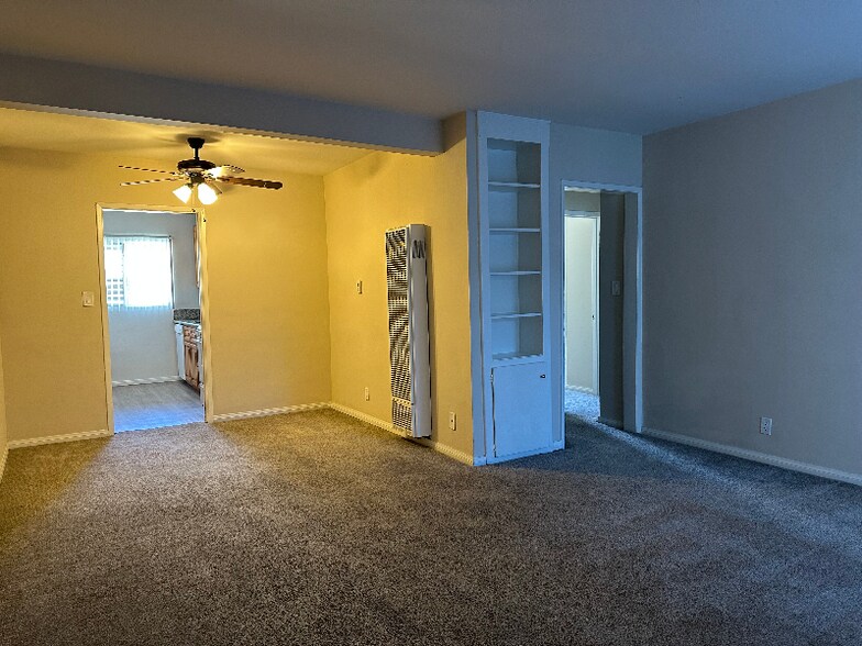 Building Photo - 4438 Murietta Ave