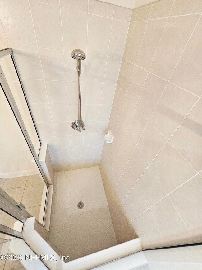 Building Photo - 5891 Green Pond Dr
