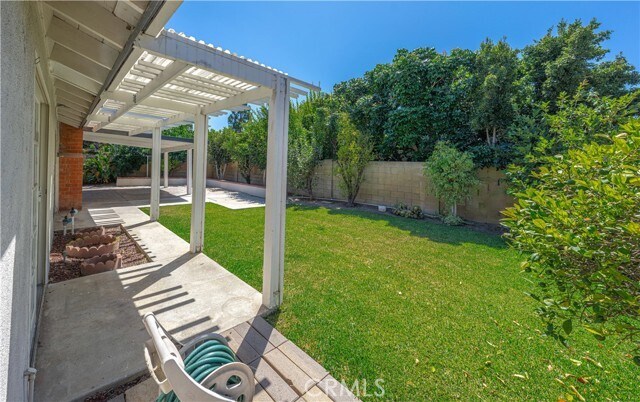 Building Photo - 3518 Ramona Dr