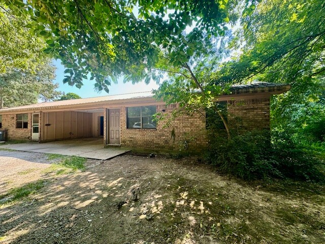 Primary Photo - 6521 W Double Springs Rd