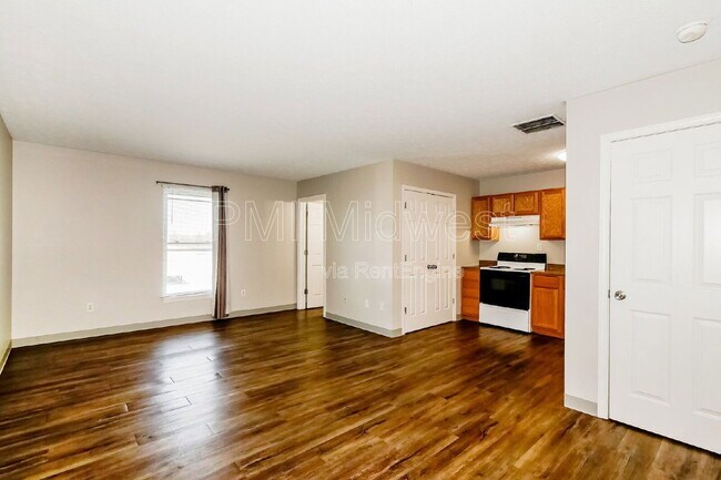 Building Photo - 1702 W Michigan St