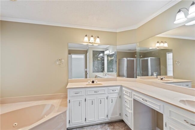Building Photo - 4565 Ashmore Cir