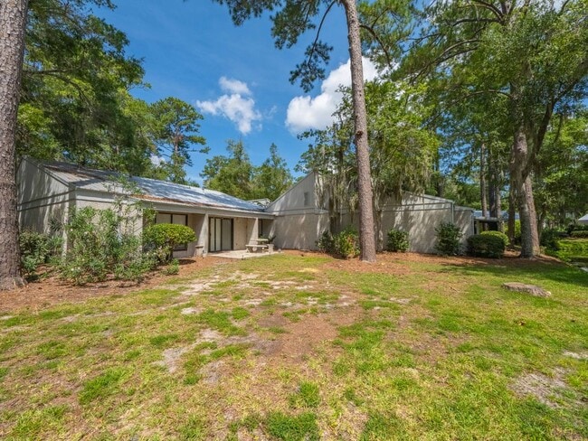 Building Photo - 731 Deer Run Villas