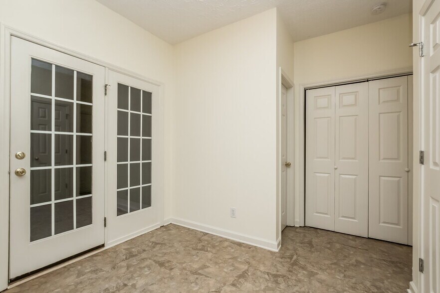 Building Photo - 147 Carl Barrett Dr