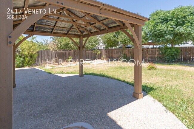 Building Photo - 2417 Veneto Ln
