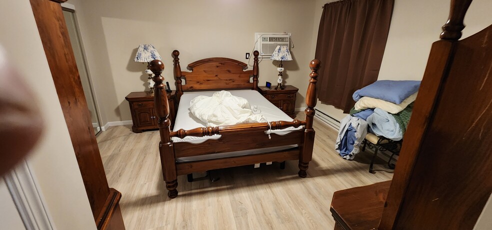 Building Photo - 205 Covered Bridge Blvd