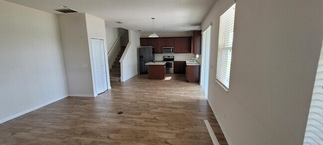 Building Photo - 2230 Riverglen Ct