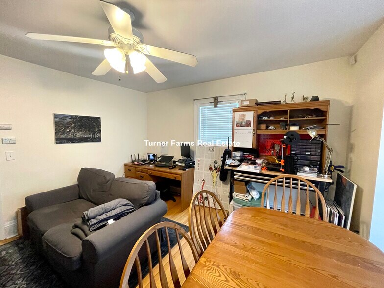 Building Photo - 60 Walden St