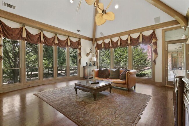 Building Photo - 3513 Twin Lakes Way